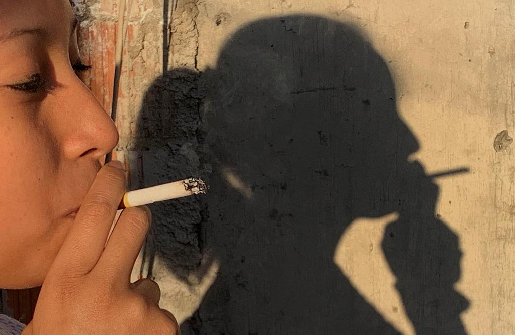 Diputados analizan aumentar IEPS a tabaco, alcohol y comida chatarra en México