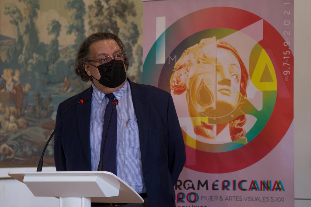 Cancillería revela causa del cese del escritor Jorge F. Hernández como agregado cultural en España