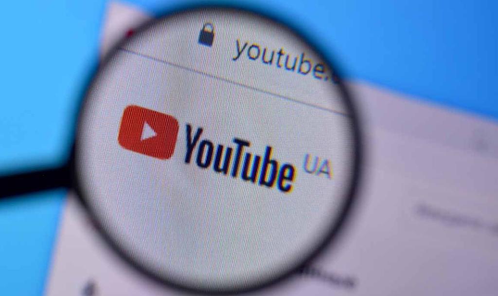 YouTube borra millones de videos con información falsa sobre COVID-19