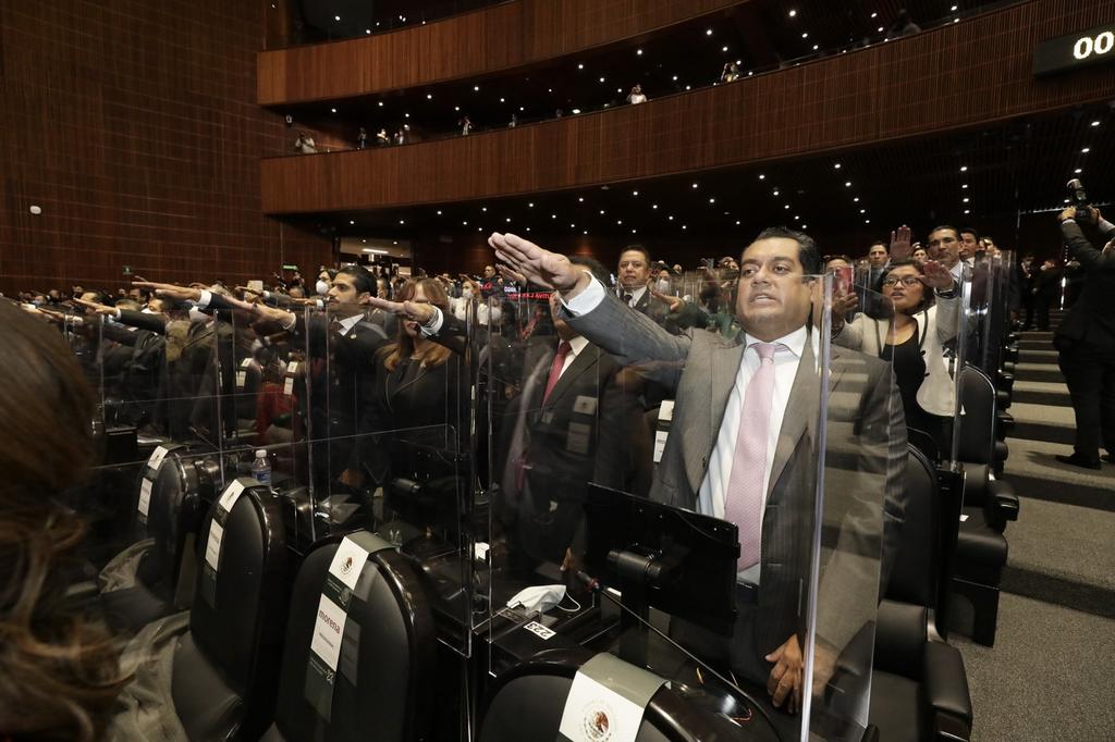 Diputados federales de la 65 Legislatura toman protesta; Cámara Baja se instala formalmente