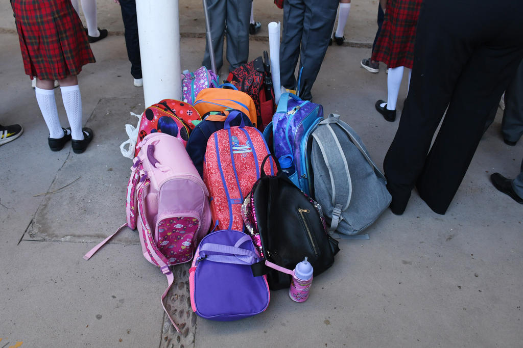 Reportan incidencias en 11 escuelas de Coahuila que iniciaron clases presenciales