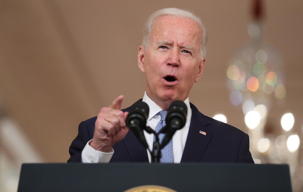 El presidente Joe Biden afirma que la decisión era 'retirarse o escalar' la presencia en Afganistán