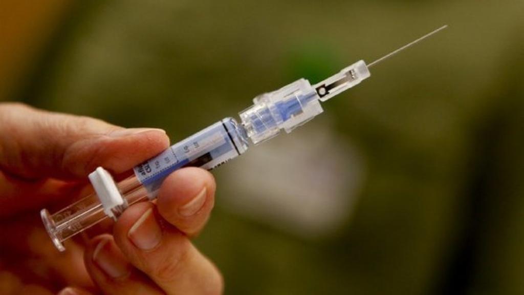 La vacuna contra el VIH de Johnson & Johnson falla en estudio de etapa intermedia