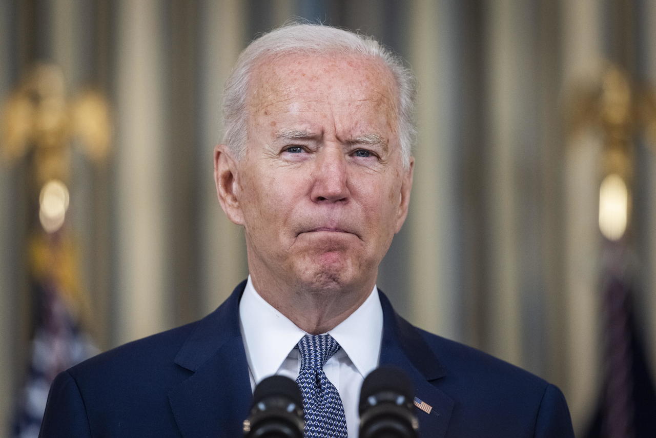 La aprobación de Joe Biden cae al 44 % por manejo del retiro de tropas de Afganistán