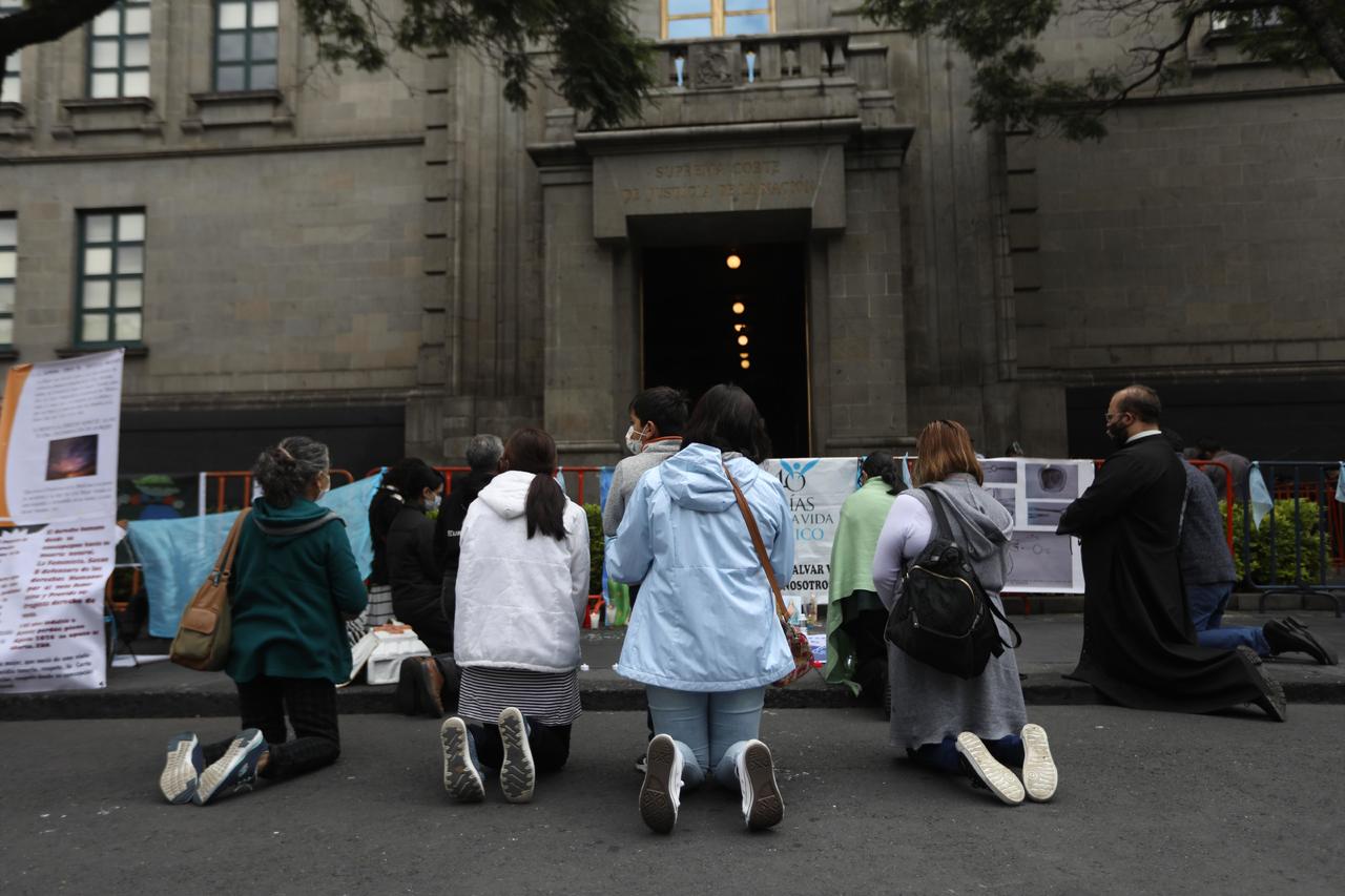 Religiosos se pronuncian en contra del aborto en Coahuila; lanzan campaña 'Saltillo ama la vida'