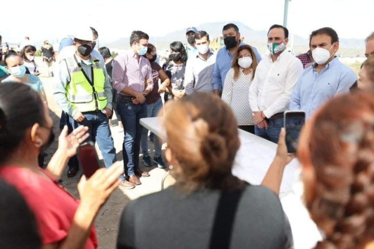 Alcalde supervisa obras en Saltillo