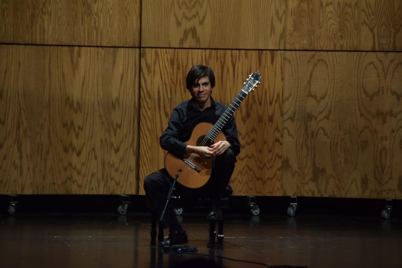 Duranguense Edgar Antonio Medrano triunfa en el Concurso Nacional de Guitarra