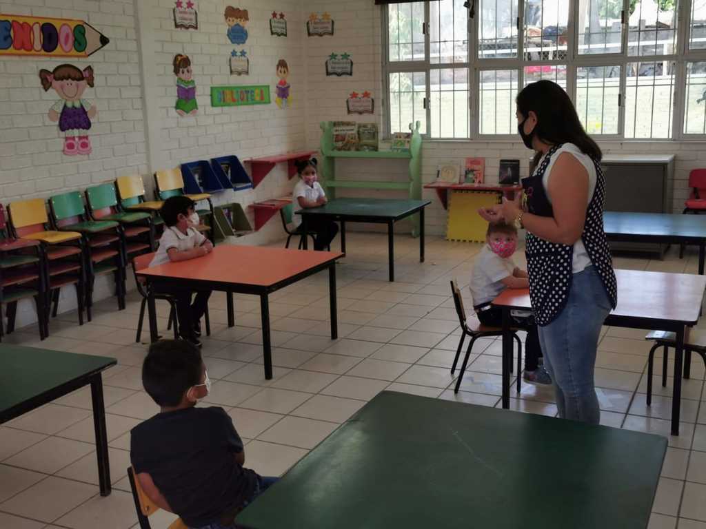 Más escuelas regresan a clases en Francisco I. Madero y San Pedro
