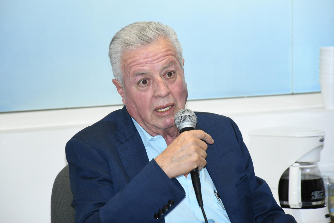 Zermeño pide nueva revisión a tarifas de CFE con el Simas Torreón