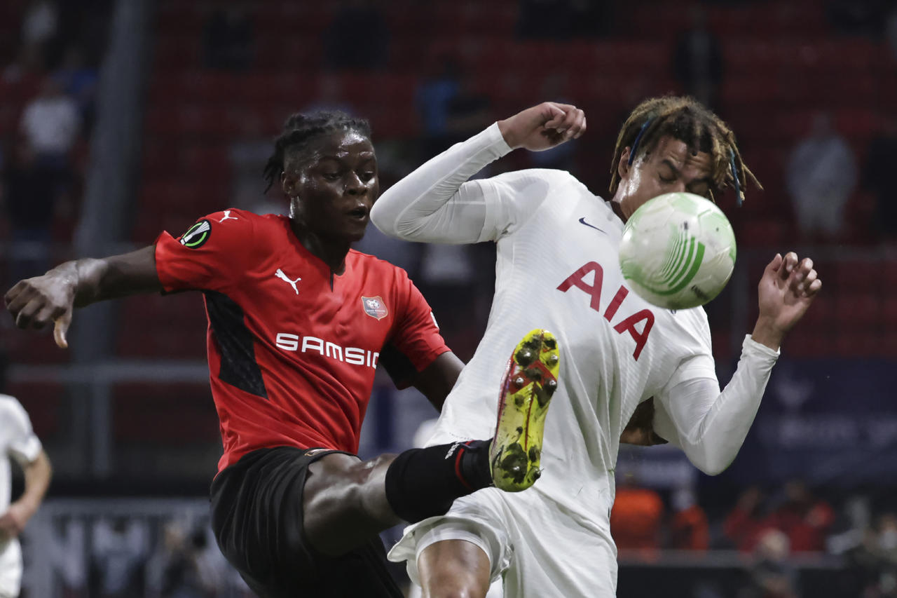 Tottenham consigue empate ante Rennes en Europa League