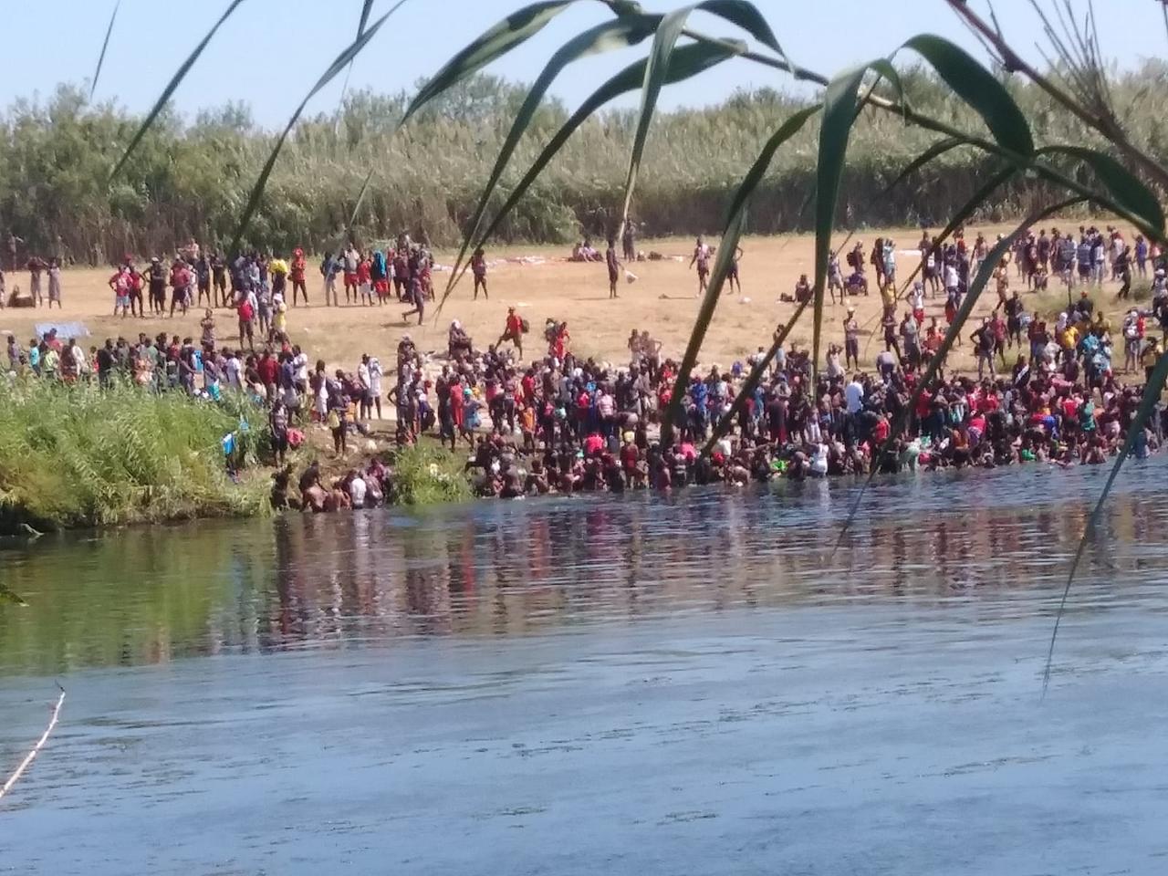 Continúa arribo de migrantes al Norte de Coahuila; comienzan a quedarse en Acuña, Morelos y Zaragoza