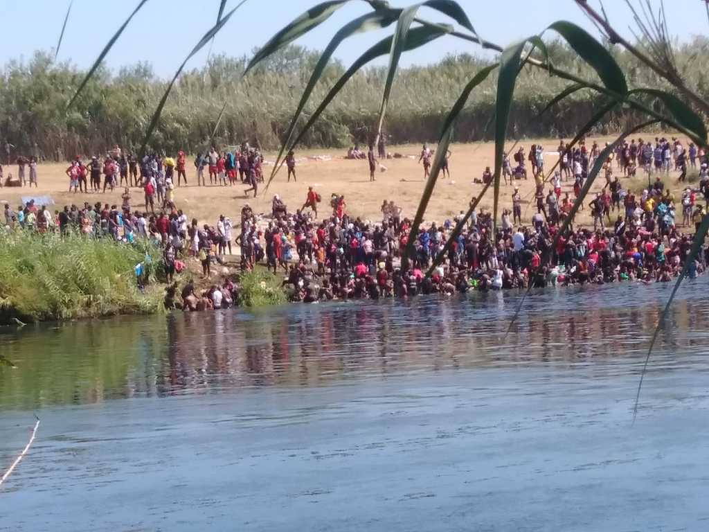 Continúa llegada de migrantes a Coahuila