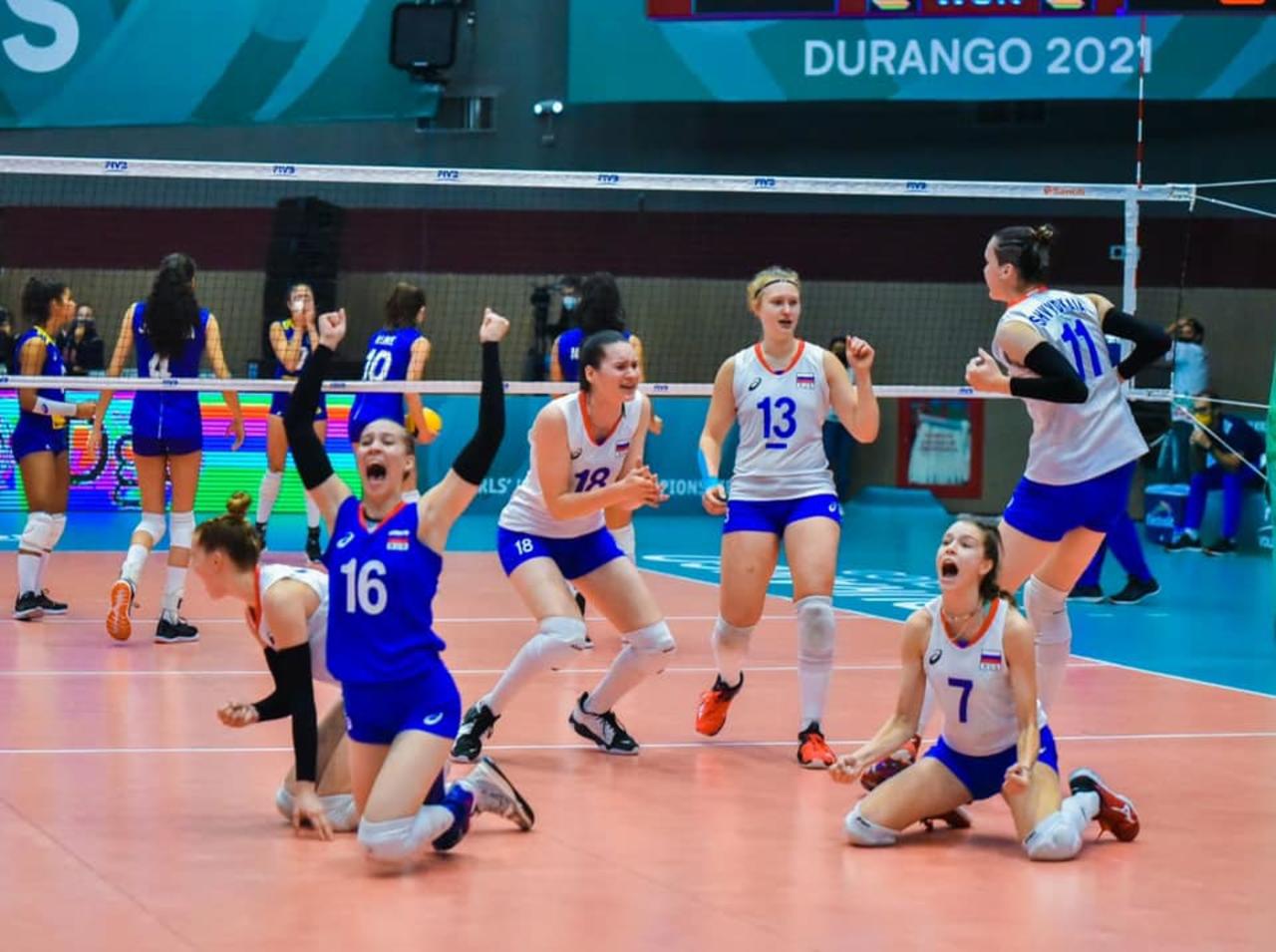 Partidazo entre Rusia y Brasil en mundial femenil de voleibol Sub-18 en Durango