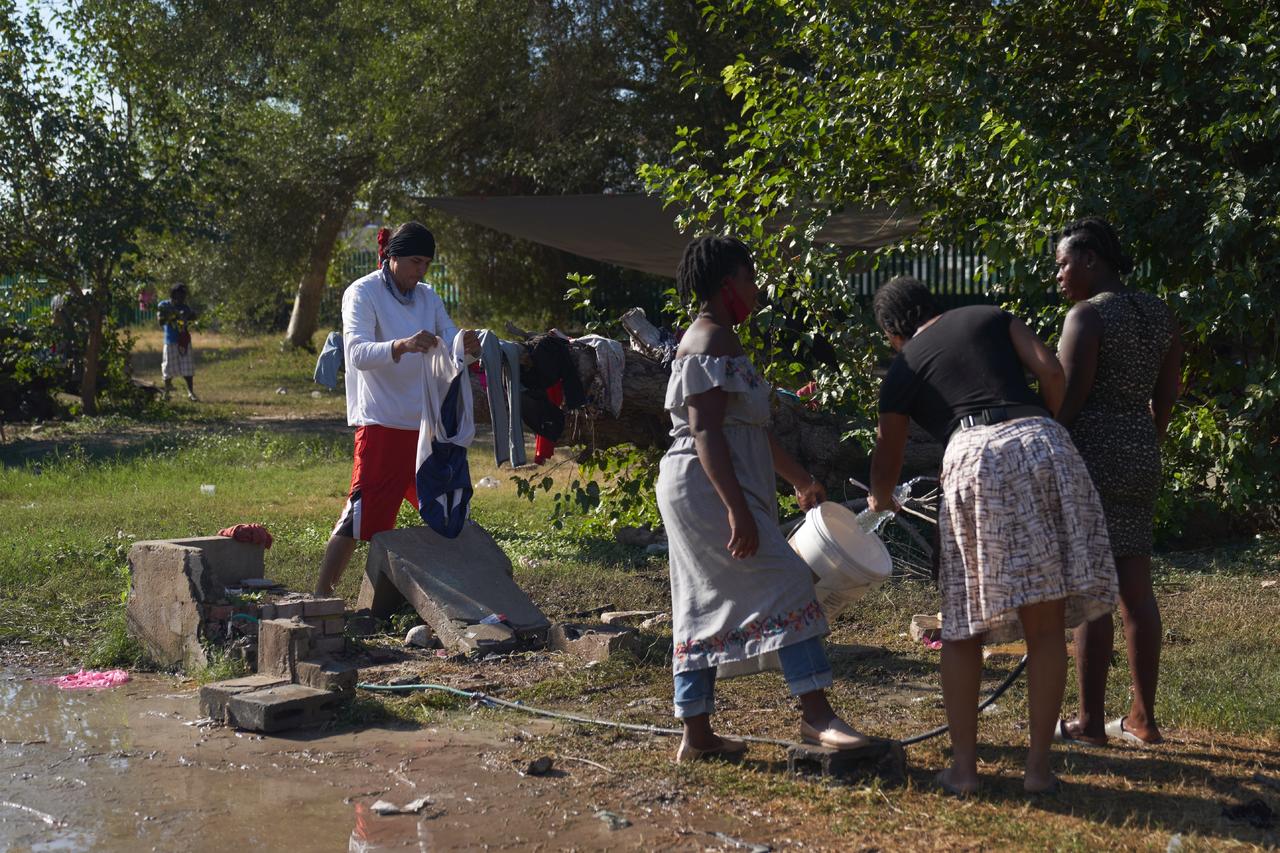 'No queremos que México sea un campamento de migrantes', advierte AMLO sobre haitianos en Ciudad Acuña