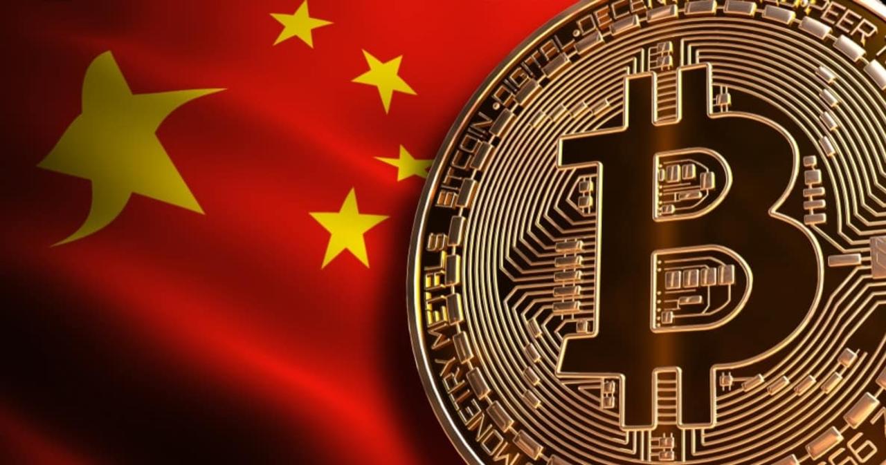 Bitcoin sufre desplome; China pone alto a transacciones de criptomonedas al declararlas 'ilegales'