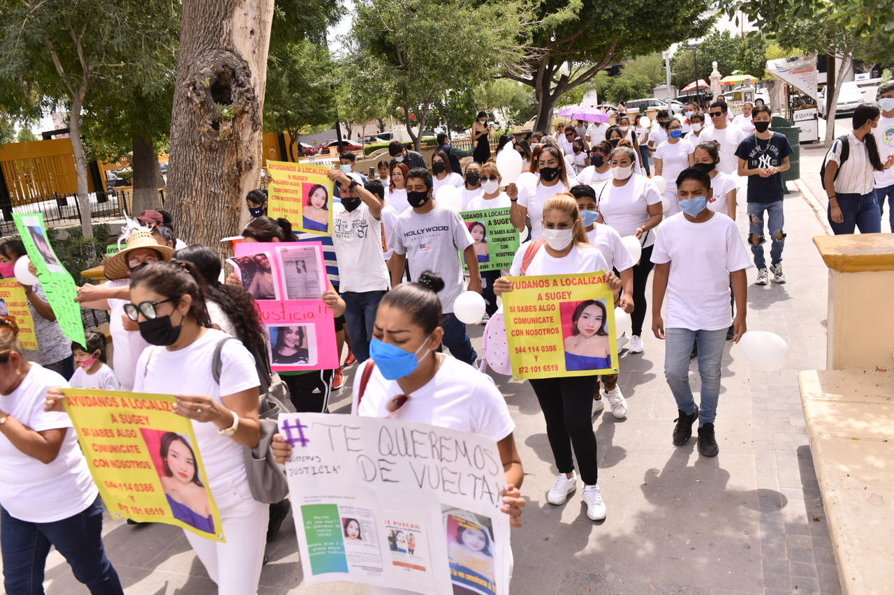 'Todos somos Sujey'; familiares marchan en Torreón para exigir verdad y justicia tras su desaparición en Mazatlán
