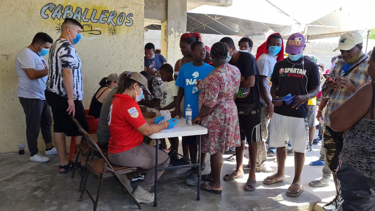 Autoridades en Acuña carecen de censo preciso de migrantes en albergue provisional