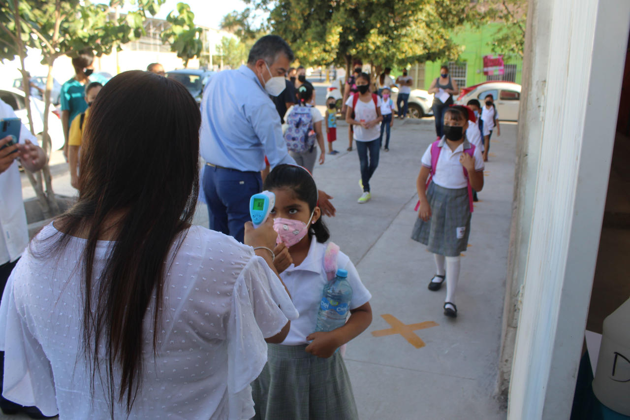 En diez días se acumularon 68 contagios de COVID-19 en escuelas de Coahuila