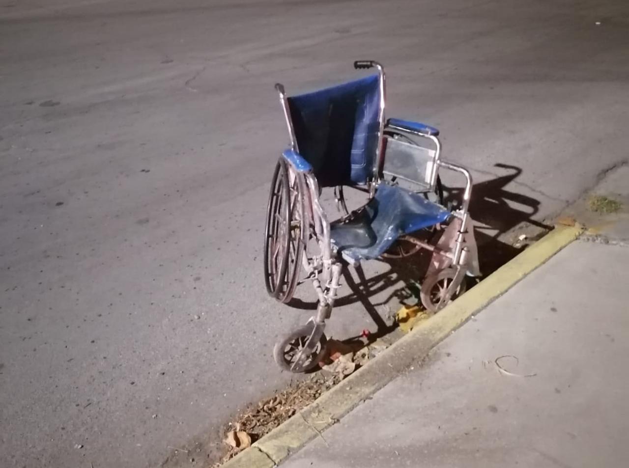 Indigente en silla de ruedas muere arrollado en Torreón