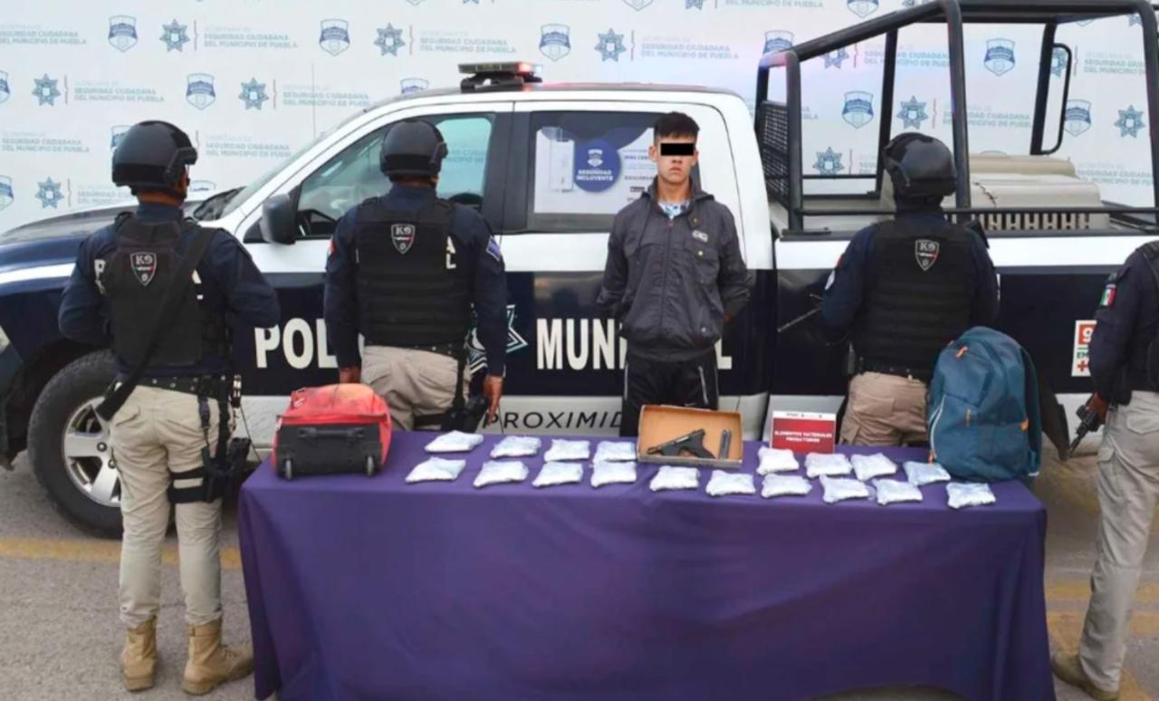 Descubren 19 armas en equipaje en la Central de Autobuses de Puebla