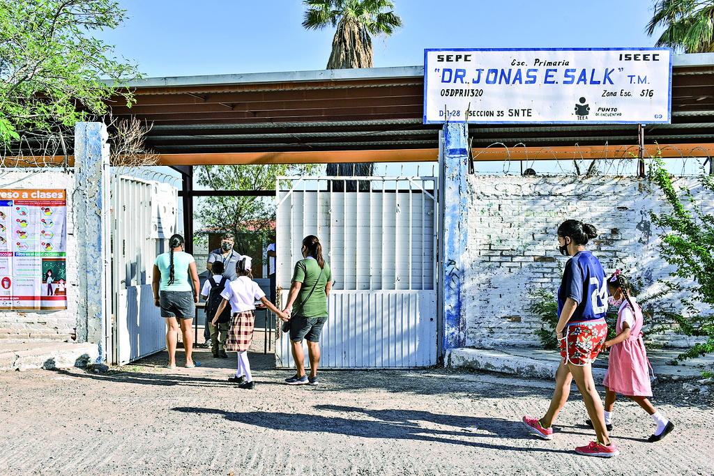 Autorizan apertura de 72 escuelas en La Laguna de Coahuila