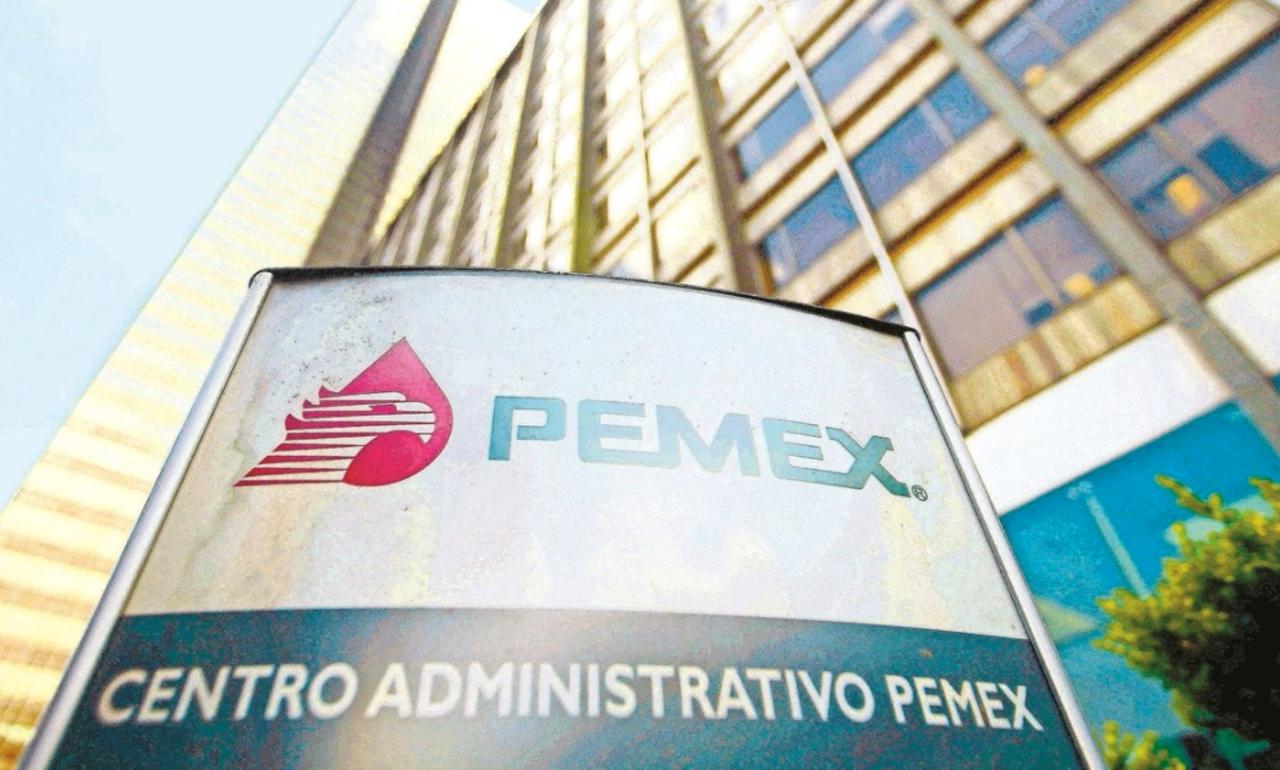 No habrá huelga; sindicato acuerda con Pemex incremento de 3.4%