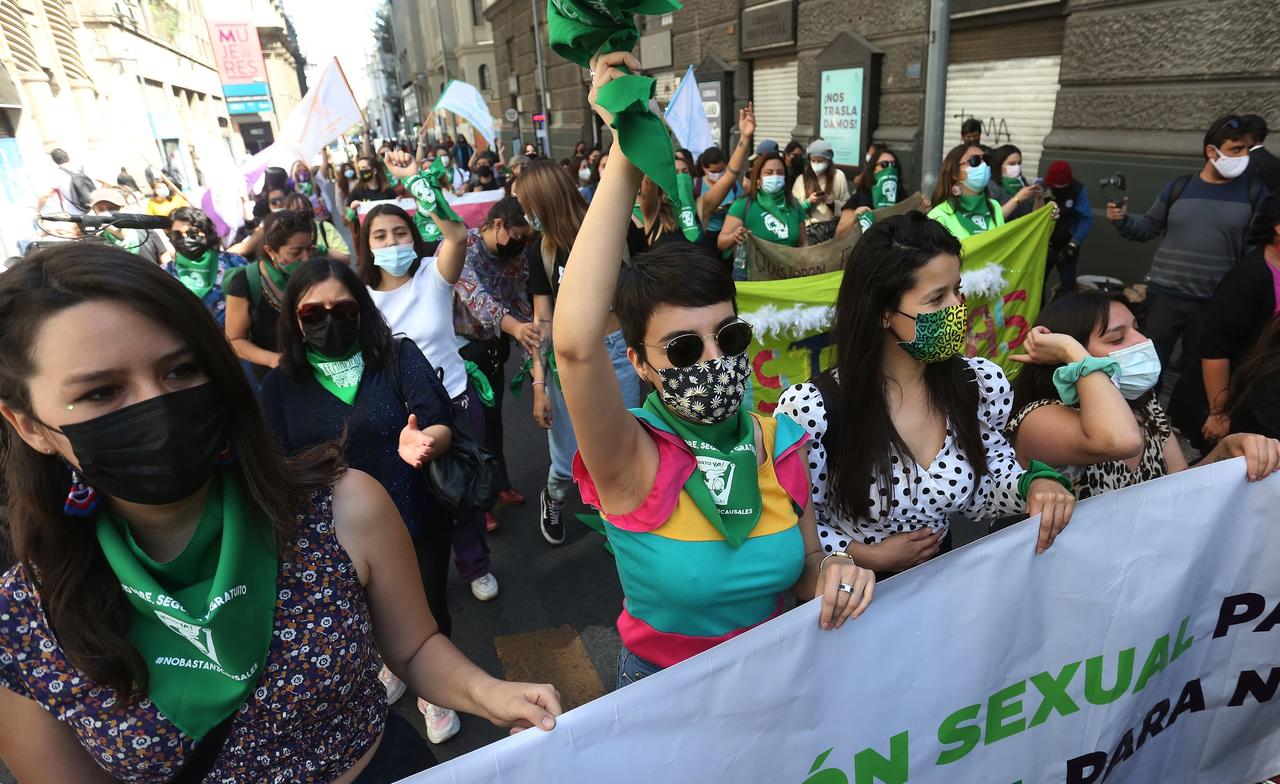 Chile da un paso importante hacia la despenalización del aborto