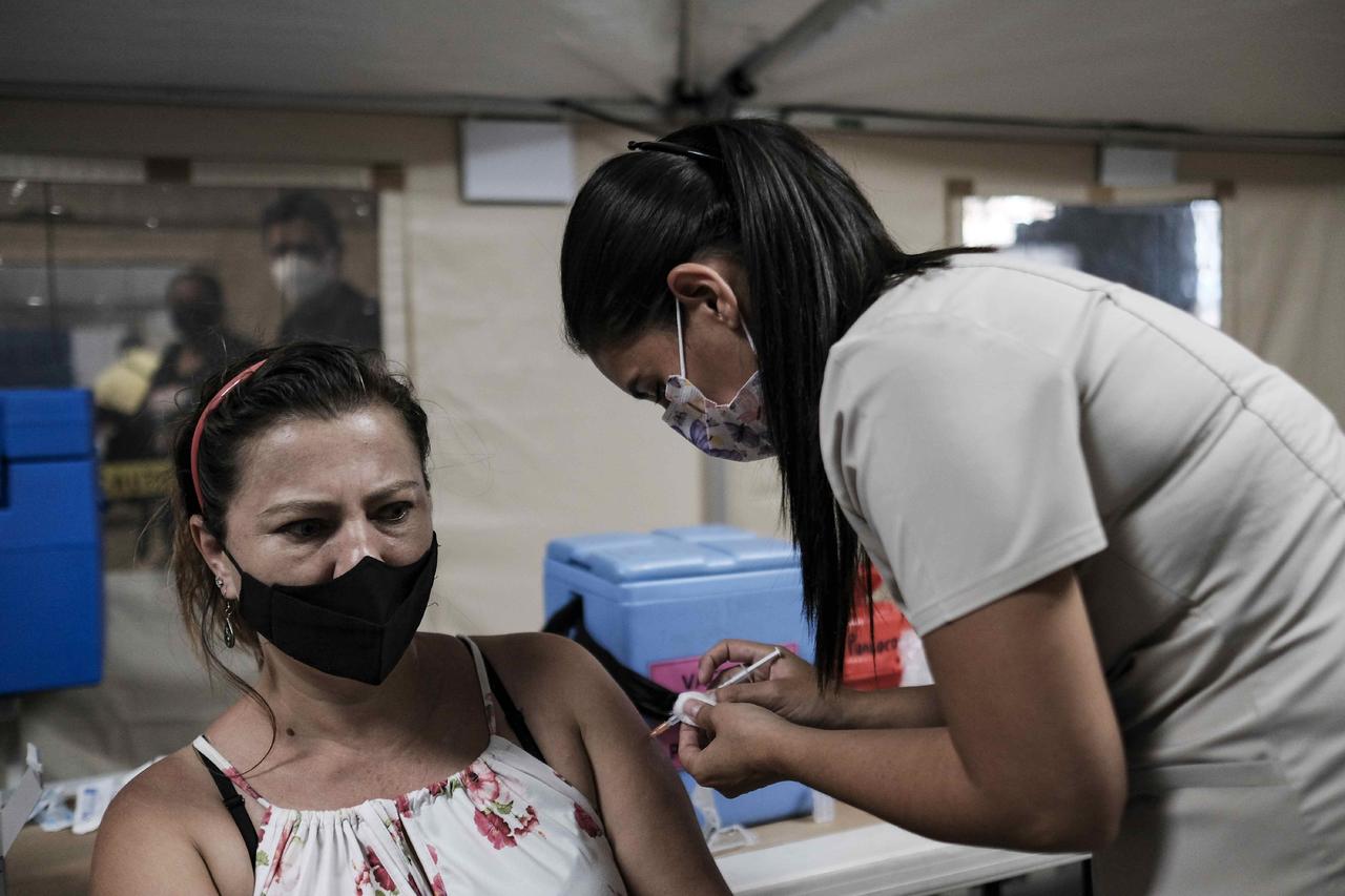 Costa Rica establece la obligatoriedad de la vacuna contra el COVID-19