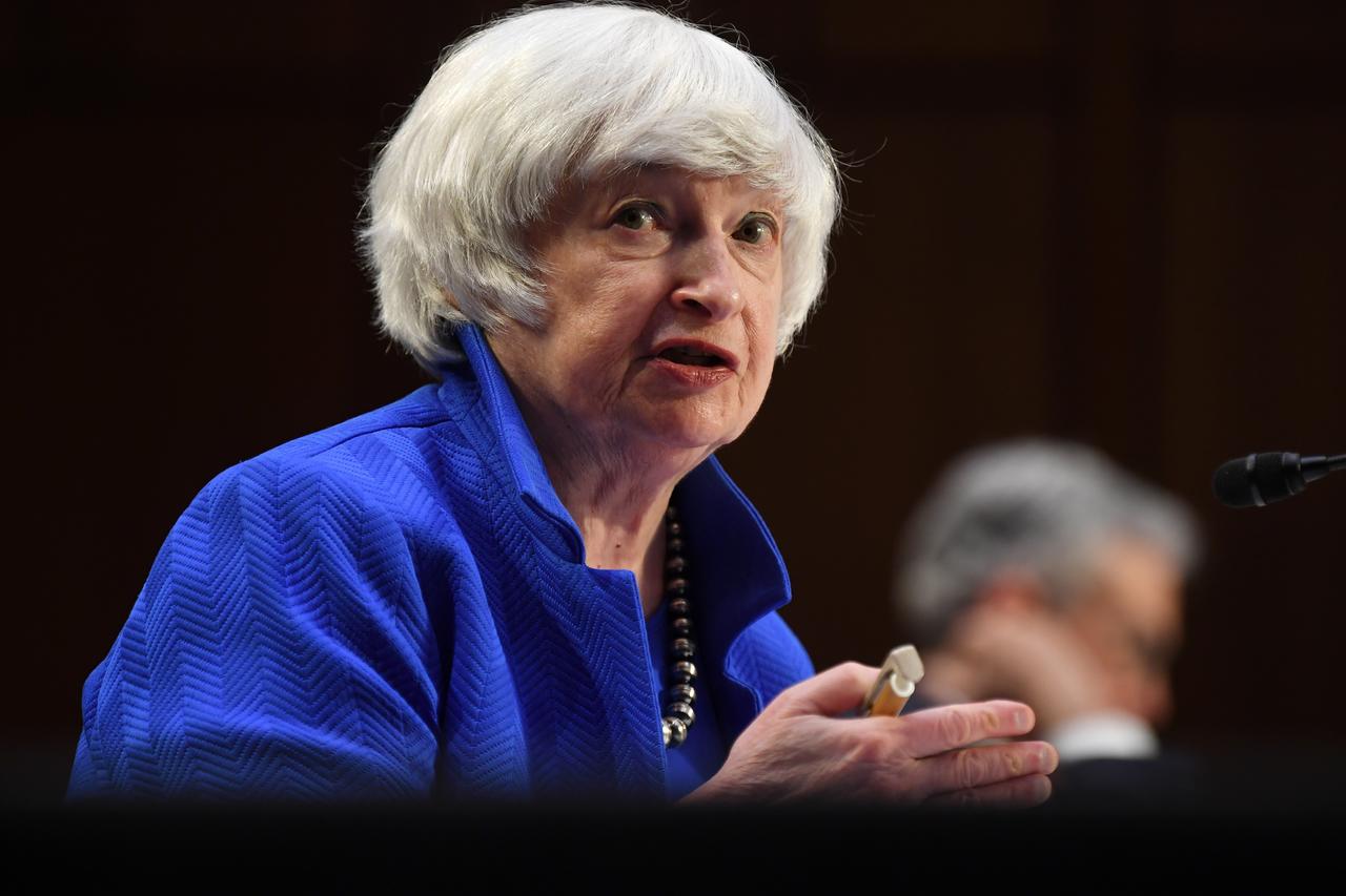 La secretaria del Tesoro de Estados Unidos insiste en aumentar pronto el límite de endeudamiento del gobierno