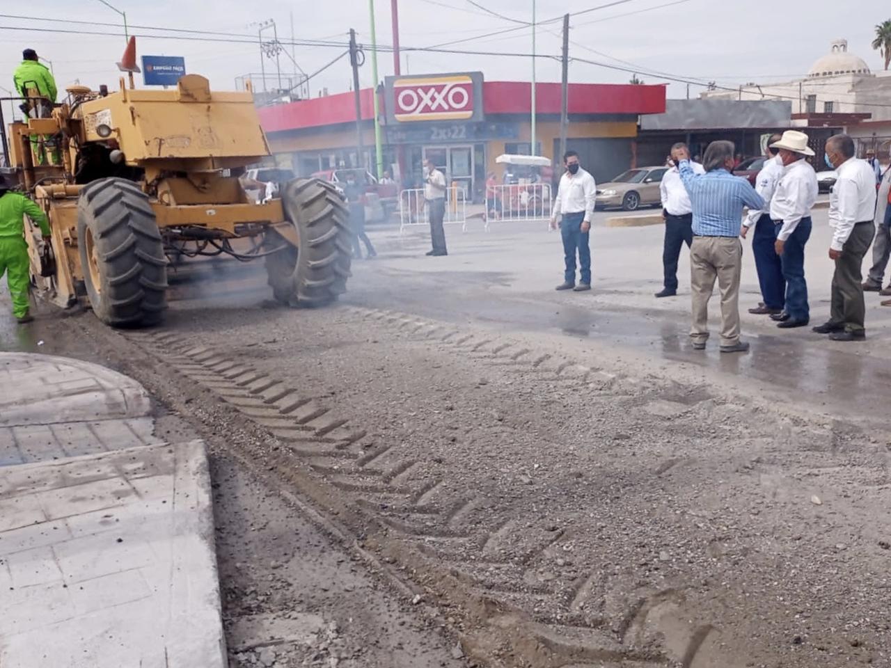 Después de años reparan red de Simas y pavimentarán calle en Frontera