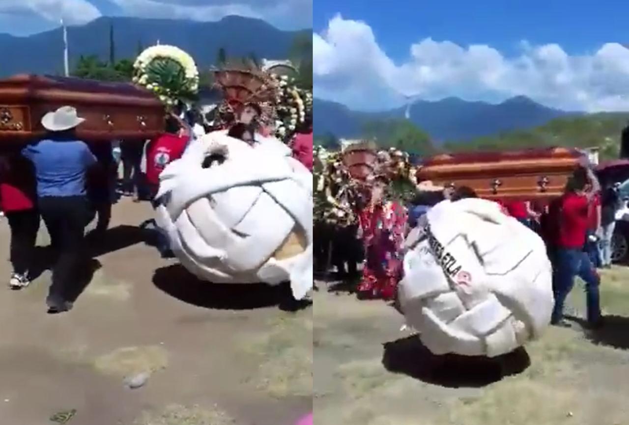 VIRAL: Botarga de queso oaxaqueño baila durante funeral de dueño de una cremería