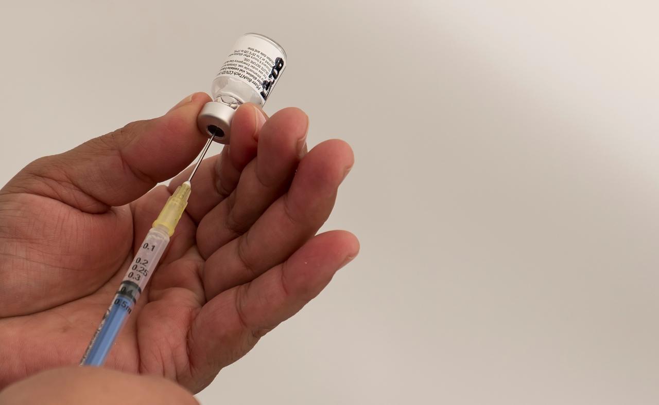 Vacunación COVID de personas rezagadas transcurre con poca afluencia en Saltillo