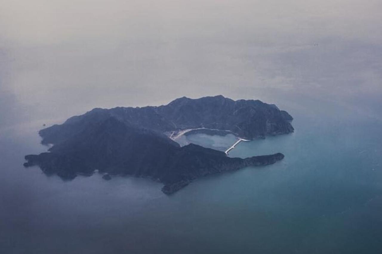 Encuentran en Google Earth la isla de El Juego del Calamar