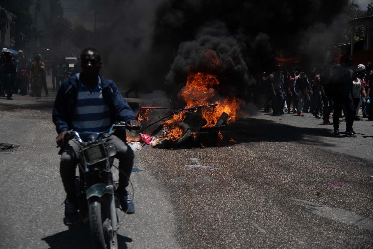 La constante escasez de combustible desata protestas en Haití