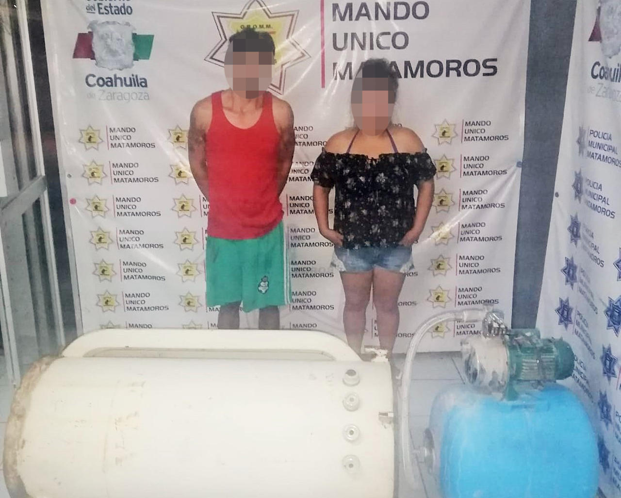Hombre descubre a pareja de ladrones dentro de su vivienda en Matamoros