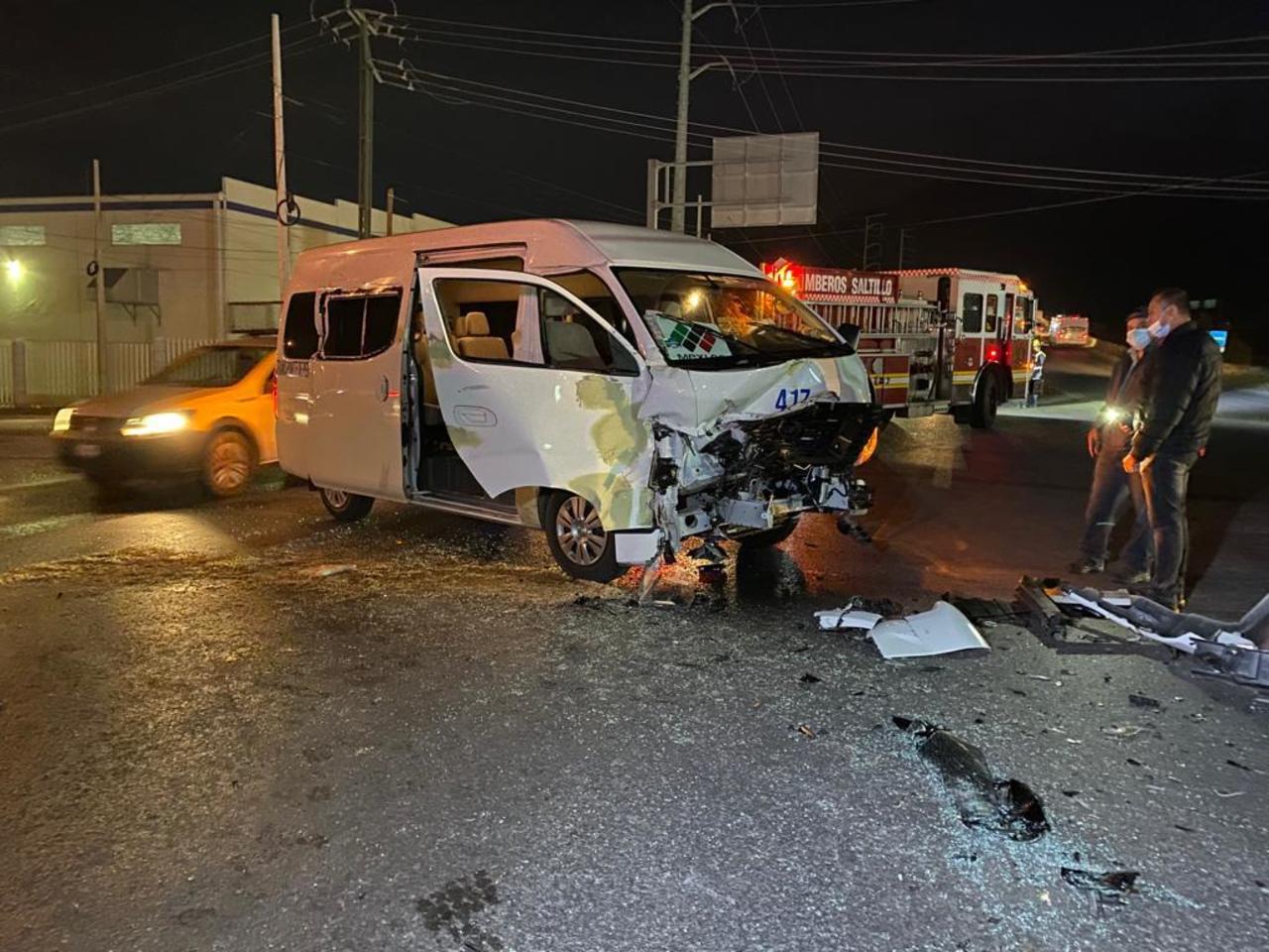 Trabajadores de empresa se lesionan tras accidente en carretera Saltillo-Zacatecas