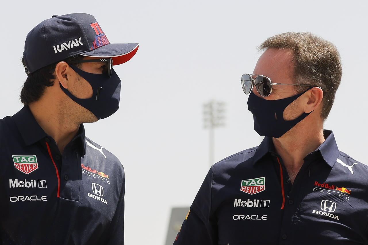 Christian Horner elogia a 'Checo' Pérez a 15 días del Gran Premio de México