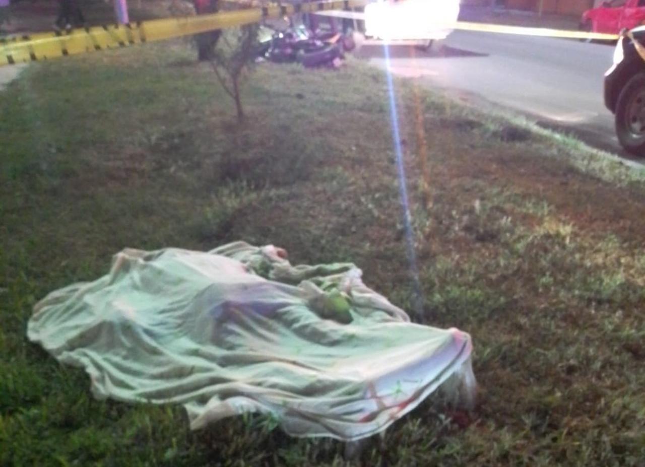 Motociclista pierde la vida tras derrapar en Torreón