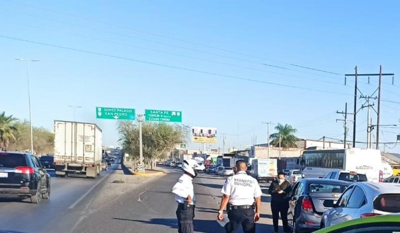 Siete choques sobre el periférico de Torreón durante la mañana de este miércoles
