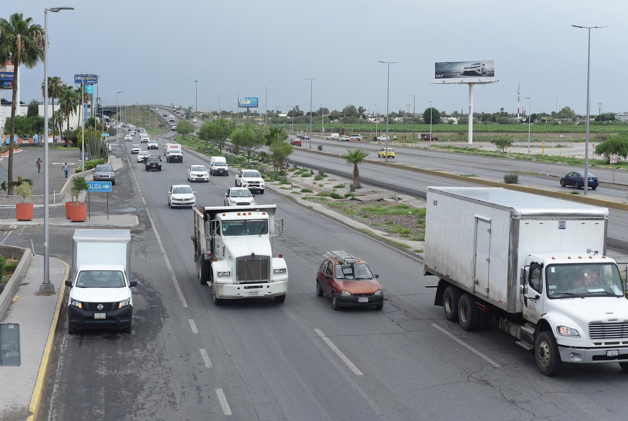 Tránsito y Vialidad mantendrá vigilancia en periférico de Torreón para evitar accidentes