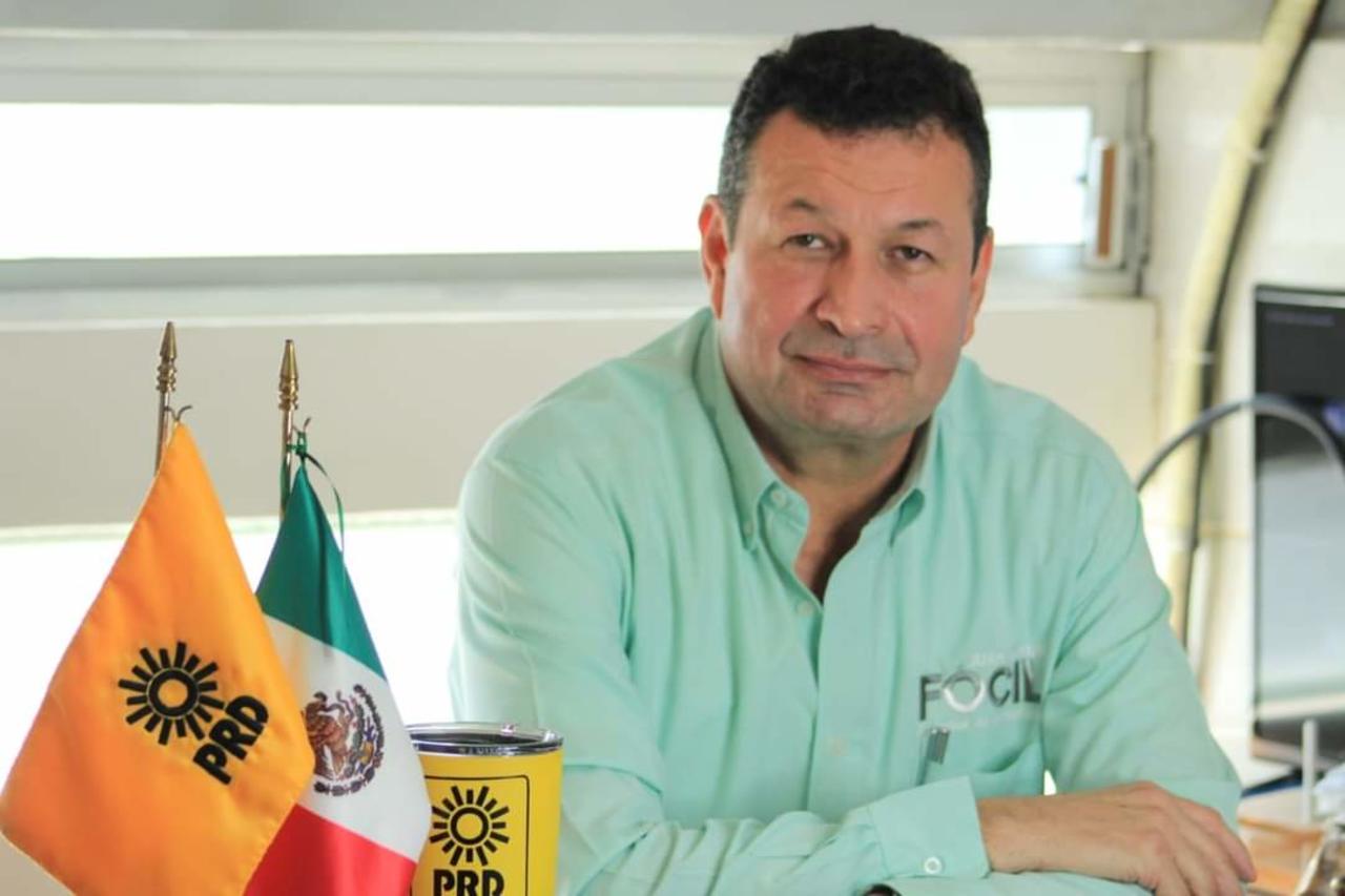 Juan Manuel Fócil, senador del PRD, da positivo a COVID