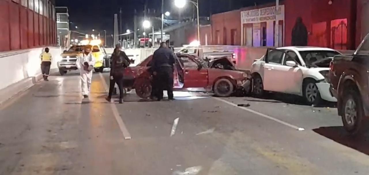 Hombre muere luego de chocar su auto en el Centro de Saltillo