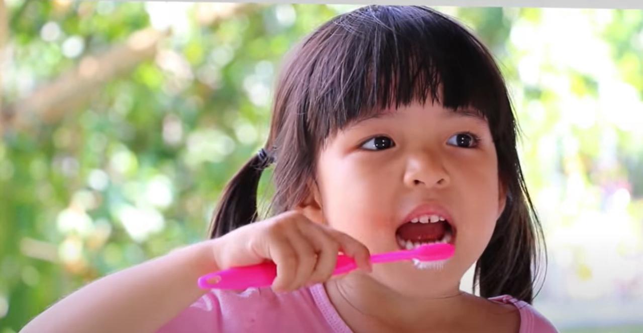 Detecta Profeco incumplimientos en pastas de dientes para niños