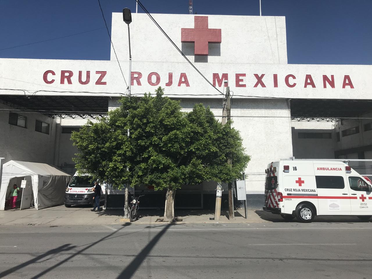 Joven ingresa a Cruz Roja de Torreón con herida de bala