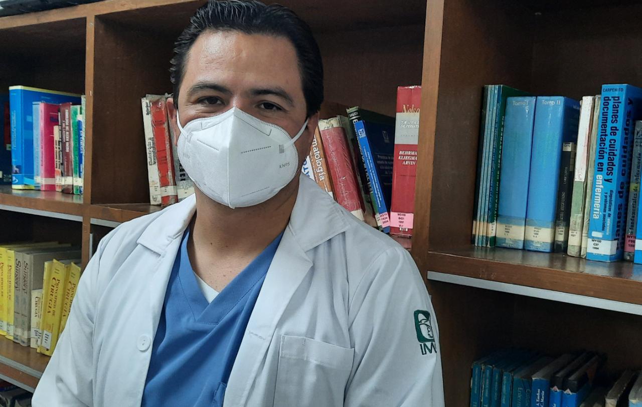 IMSS Monclova salva a niño con afección pulmonar