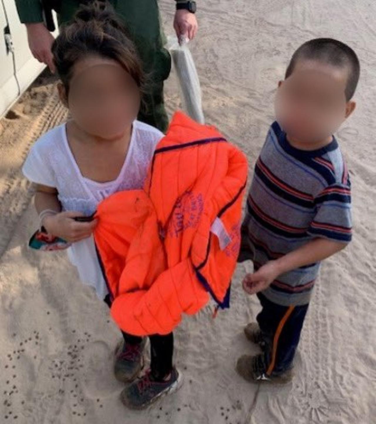 Patrulla Fronteriza rescata a dos menores que fueron abandonados por pollero en Del Río, Texas