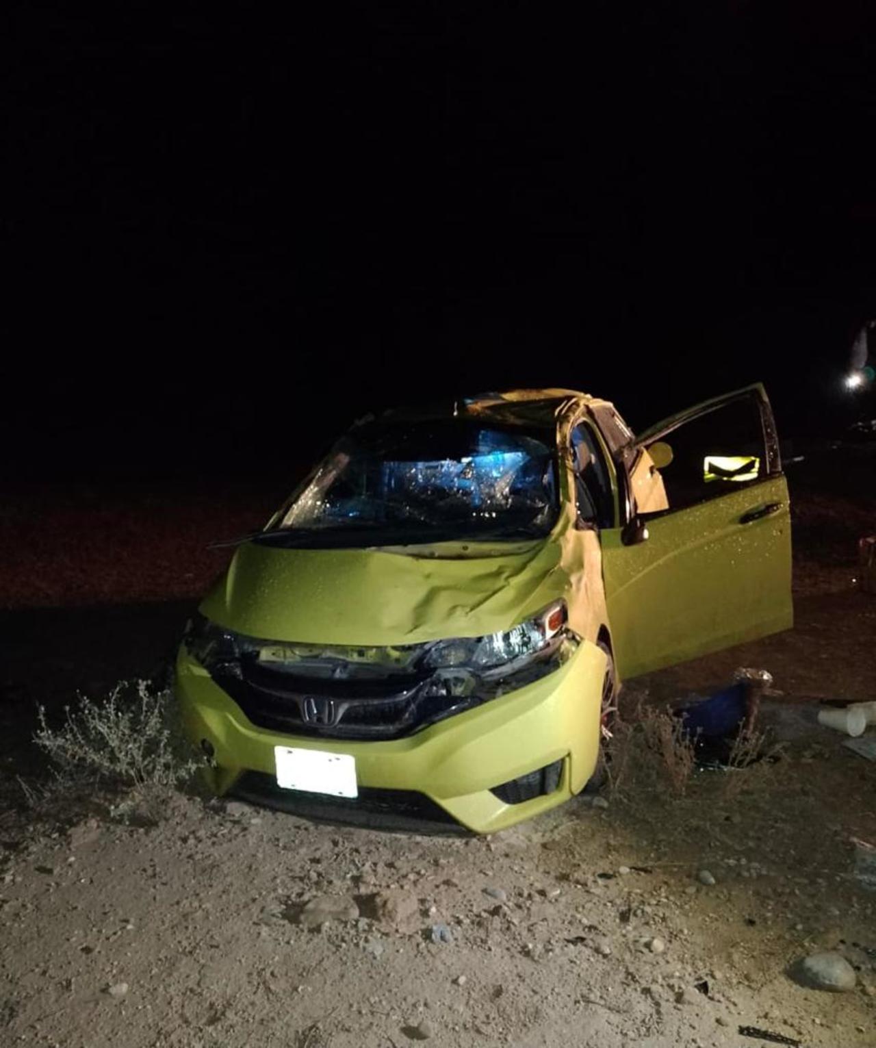Mujer pierde la vida tras volcadura en carretera Saltillo-Torreón