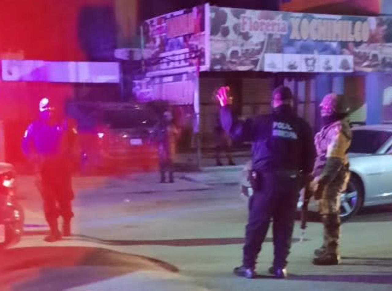 Policía de Monclova detiene a supuesto pistolero