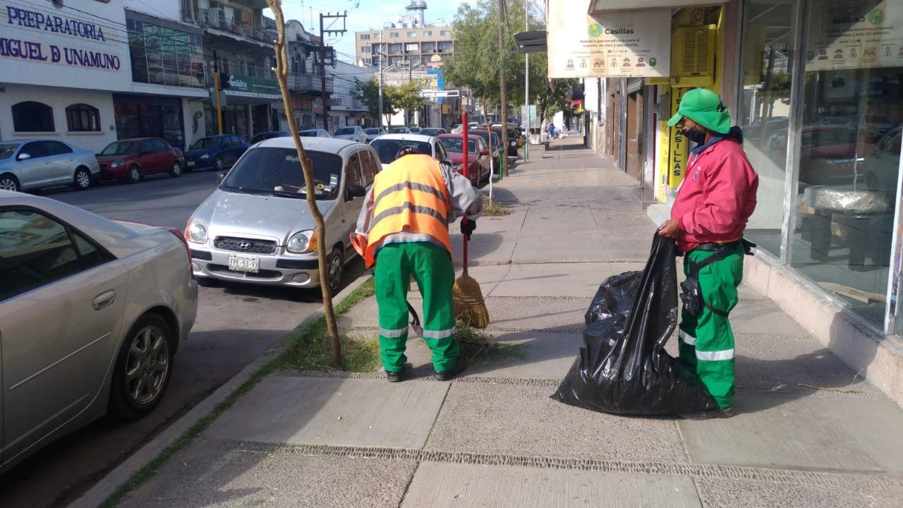 Municipio leventa diario 4.5 toneladas de basura en Centro de Torreón por temporada decembrina