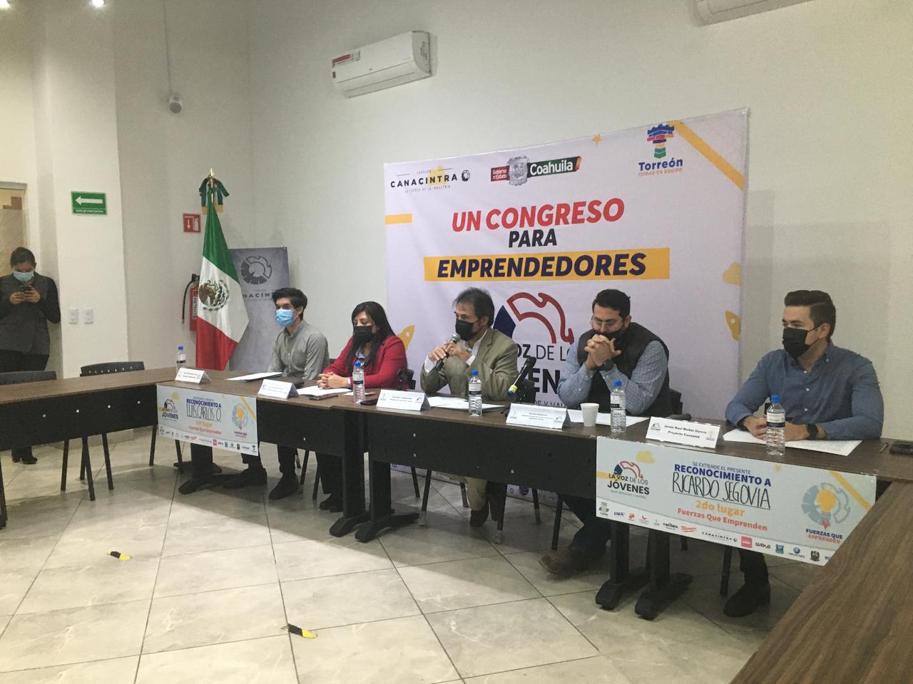 Canacintra premia a jóvenes emprendedores de Torreón